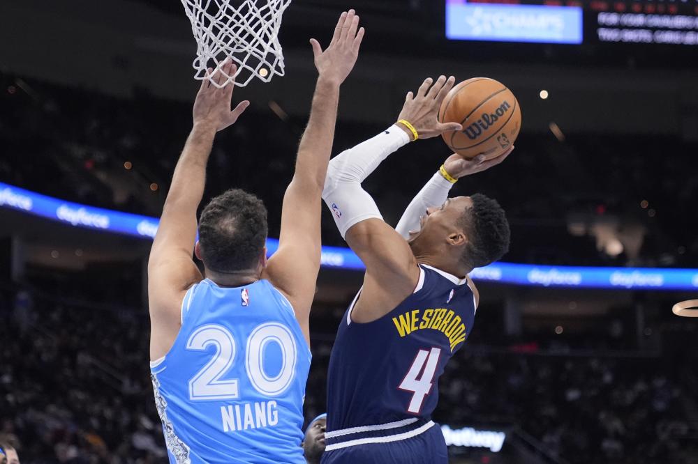 更是对运动 更是对运动