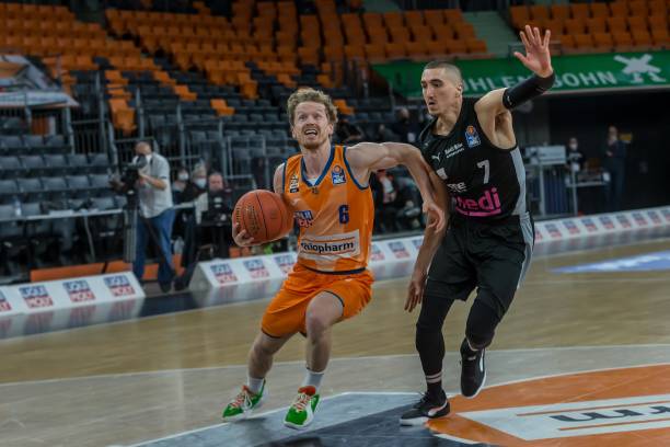 次验证了治 次验证了治